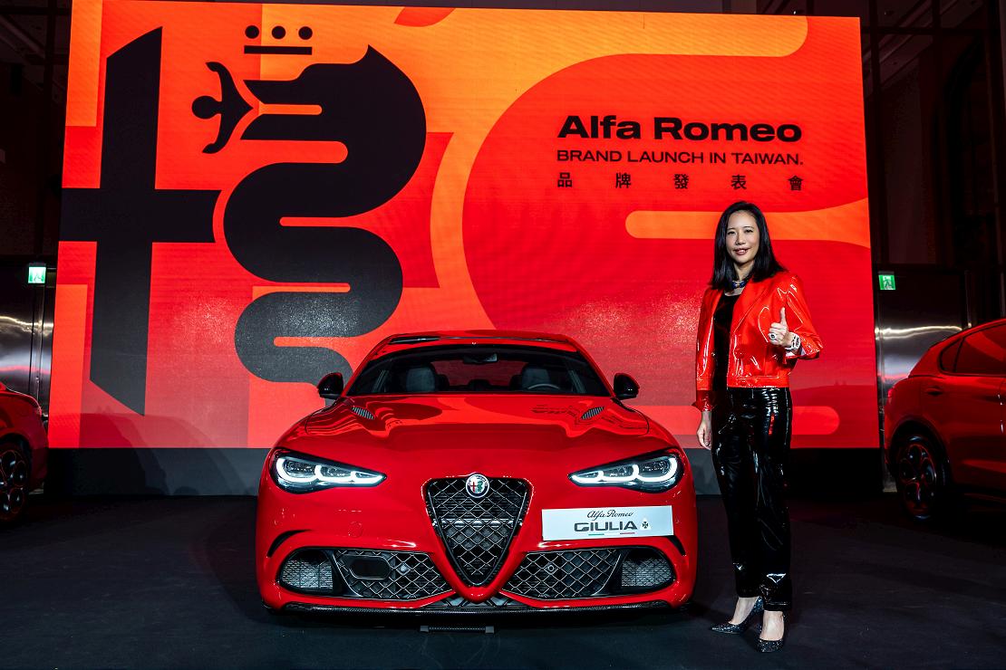 AlfaRomeo 250915 10 W1110