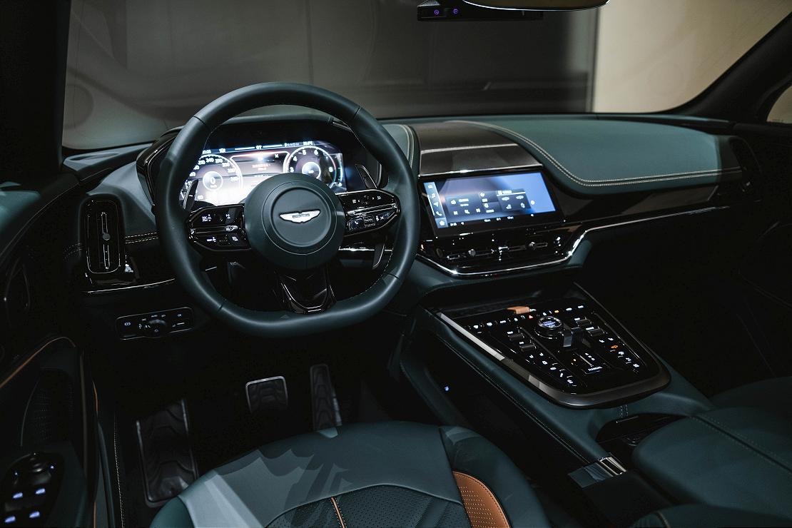 astonmartin 260326 3 W1110