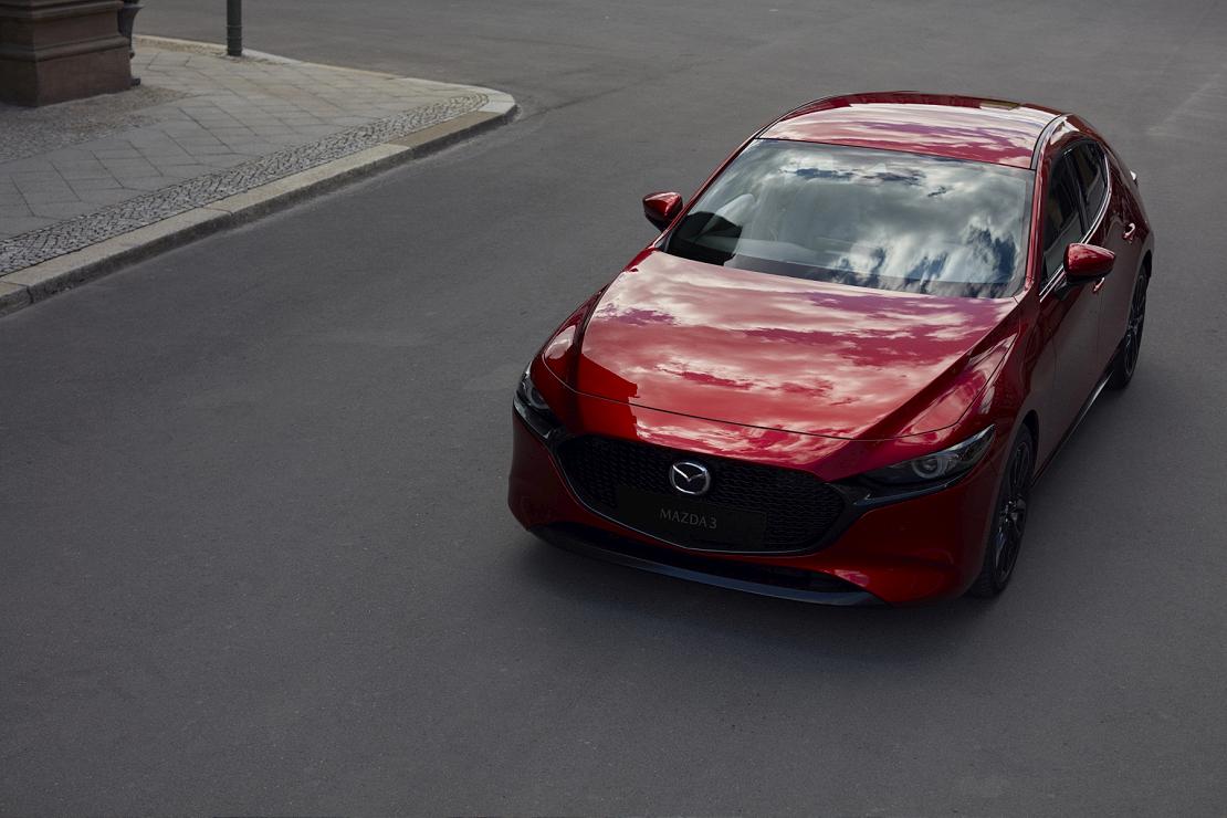 人本思維構築周延防護，六項 MAZDA 新世代旗艦安全科技跨級導入 2027 年式 MAZDA3，駕乘體驗再深化